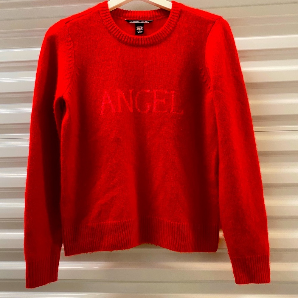 Victoria’s Secret Angel cashmere